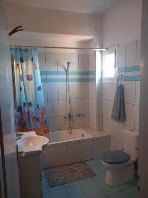 Stoupa Beachside Retro Apartment Buitenkant foto