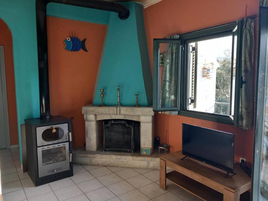 Stoupa Beachside Retro Apartment Buitenkant foto